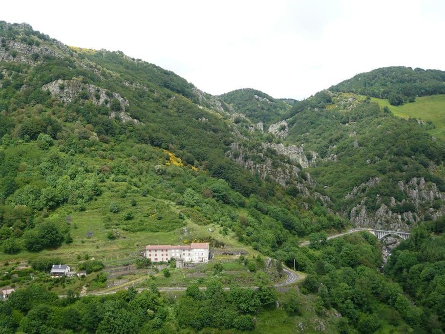 Gîte de NOE au Ray-pic Pereyres Eksteriør bilde